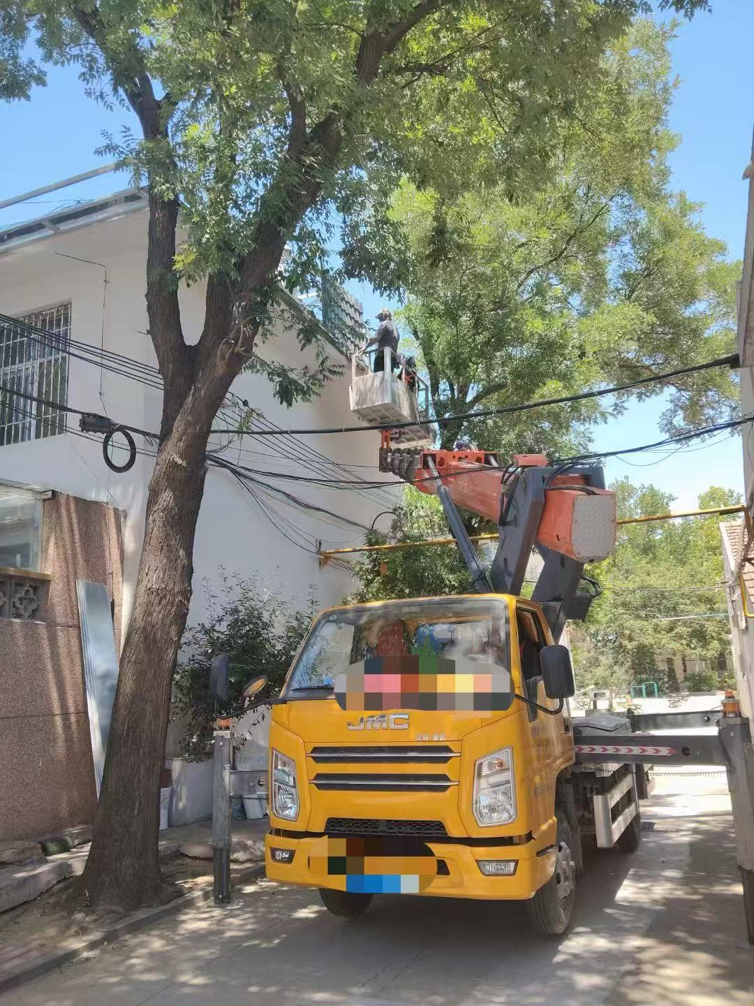 温州市高空作业车能吊装重物吗？最大承载多少公斤？