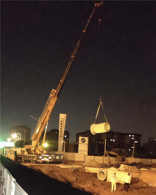 温州市“弯臂矫正”—— 吊车的 “形变补偿” 技术